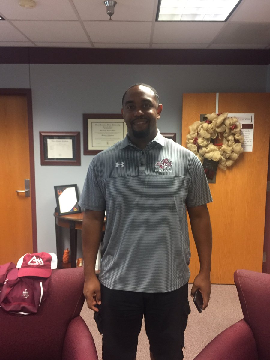 Welcome to CSISD, Coach Cunningham. We are glad you are here.  @CoachJ_HAM @AMCHSboyshoops @AMCHSWeb