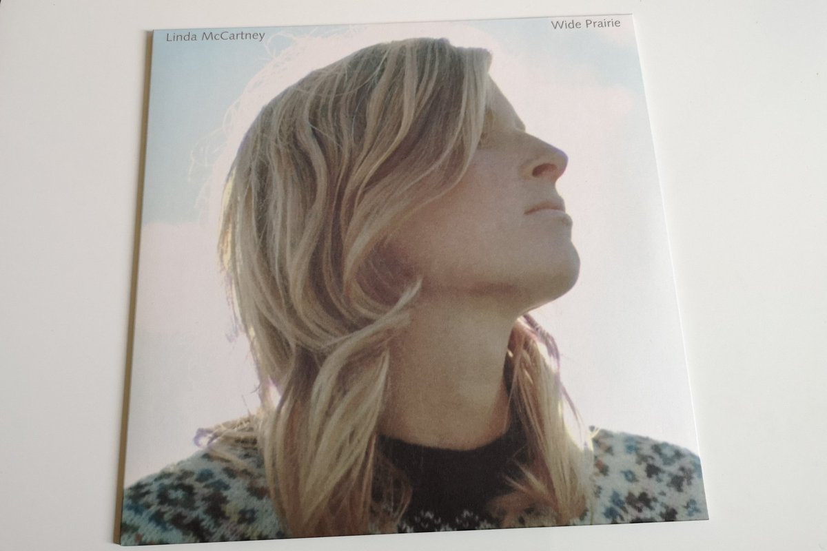 devaabphoto's tweet photo. Just received this beauty. Thank you very much @PaulMcCartney for this remastered 💕

#sohappy #vinyl #lindamccartney #paulmccartney #macca #wideprairie #remastered https://t.co/s6eaXpbMTR