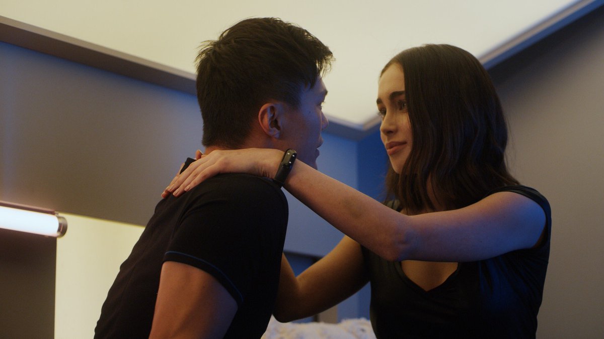 SeriesPandora's tweet photo. WILL JAX AND GREG BE SEPARATED FOR EVER ? - You can stream all the last episodes on @thecw and @spacechannel #pandoracw #jaxandgregs https://t.co/NKY3QOBs5L