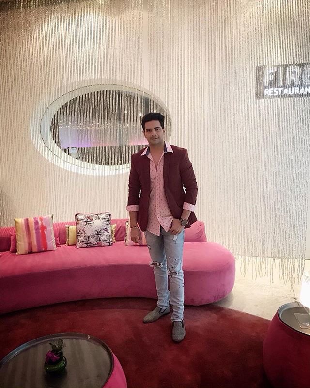 Clothes make the man. Naked people have little or no influence on society.
- Mark Twain.
———————————————————————————
#karanmehra  <a href="/realkaranmehra/">Karan Mehra</a>