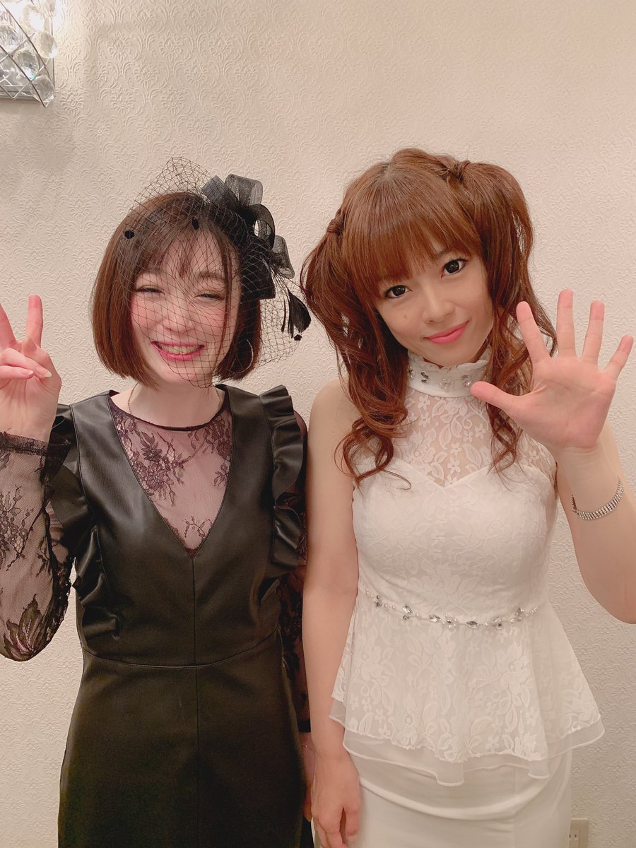 小坂りゆ Tren Twitter 最強で最高の1日でした 会場のみなさんがひとつになった瞬間鳥肌もんでした セブンスコードのop曲の セブン を歌わせていただきましたが 今後もっとたくさんの方に聞いてもらえることになることを願っています