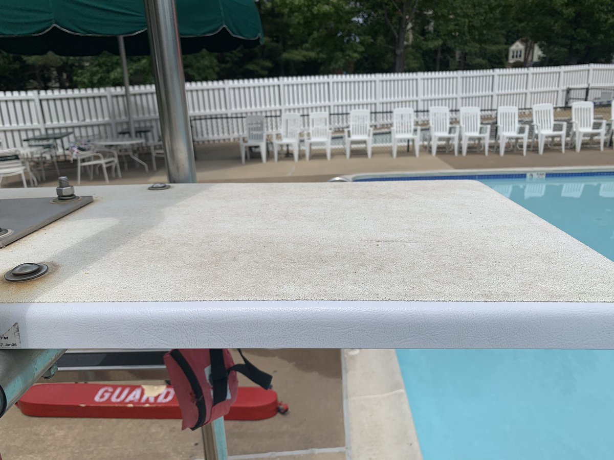 maryam_dance's tweet image. What better thing to do when no one is at the pool then HTH the guard stands!! @crystalaquatics #pooloftheweek