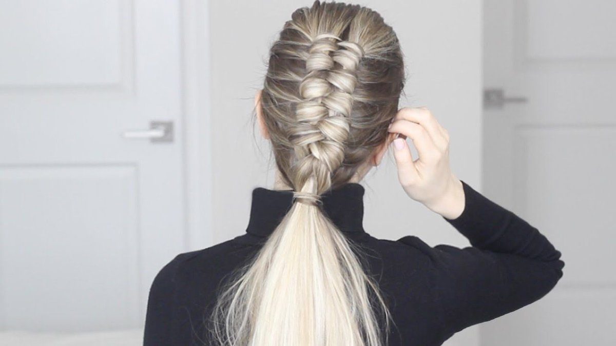 holleewoodhair's tweet photo. Infinity braids are where it's at right now.  HOW TO: Infinity Braid / Figure 8 Braid by @alexgaboury 😍

▶▶▶︎https://t.co/4z5CSwJB0t

#Braids #BraidedHair #BraidedHairstyles #InfinityBraid #Hairstyles https://t.co/us43Dg4g96
