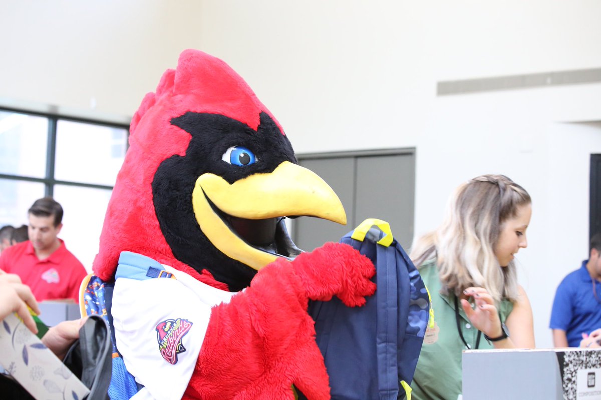 memphisredbirds's tweet photo. We have fully-loaded backpacks heading your way, @CityOfMemphis!
Saturday is #BackToSchoolNight with free backpacks for the first 1,500 kids!
Thanks to @Walmart associates, Redbirds and @Memphis901FC personnel, and @AutoZone_Park Front Office employees for helping stuff! https://t.co/9K76IIhxQu