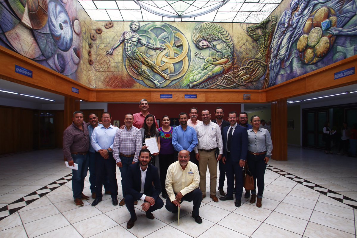 Hoy se firmó un Acuerdo de Colaboración con municipios de intervención prioritaria del polígono de acción de la Estrategia Integral de Recuperación del #RíoSantiago; refrendamos el compromiso por mejorar las condiciones ecológicas, ambientales y sociales de esta zona.