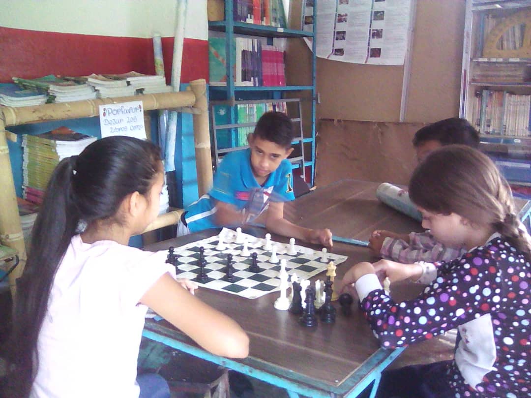 2da jornada del plan "Agosto de Escuelas Abiertas" del martes #30Julio en la localidad de #VegadeAza #Tachira #EscuelasAbiertasPorLaPaz 
@psuvaristobulo <a href="/charlychaves/">Charly Rojas Chaves</a> @ZonaEducTachira <a href="/circuitoeduca11/">@circuitoeducativotorbes2018</a> <a href="/divceup/">Comunidades ZET</a> @MPPEDUCACION