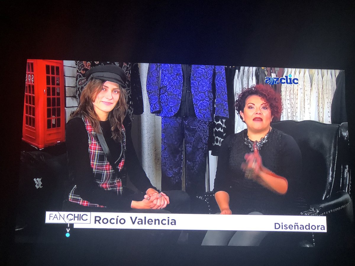 maxbamba's tweet photo. Roció Valencia en #fanchic @AZClicTV @AZTVdePaga @ColuDiaz en look masculino guapísima https://t.co/HOPUZdaf70