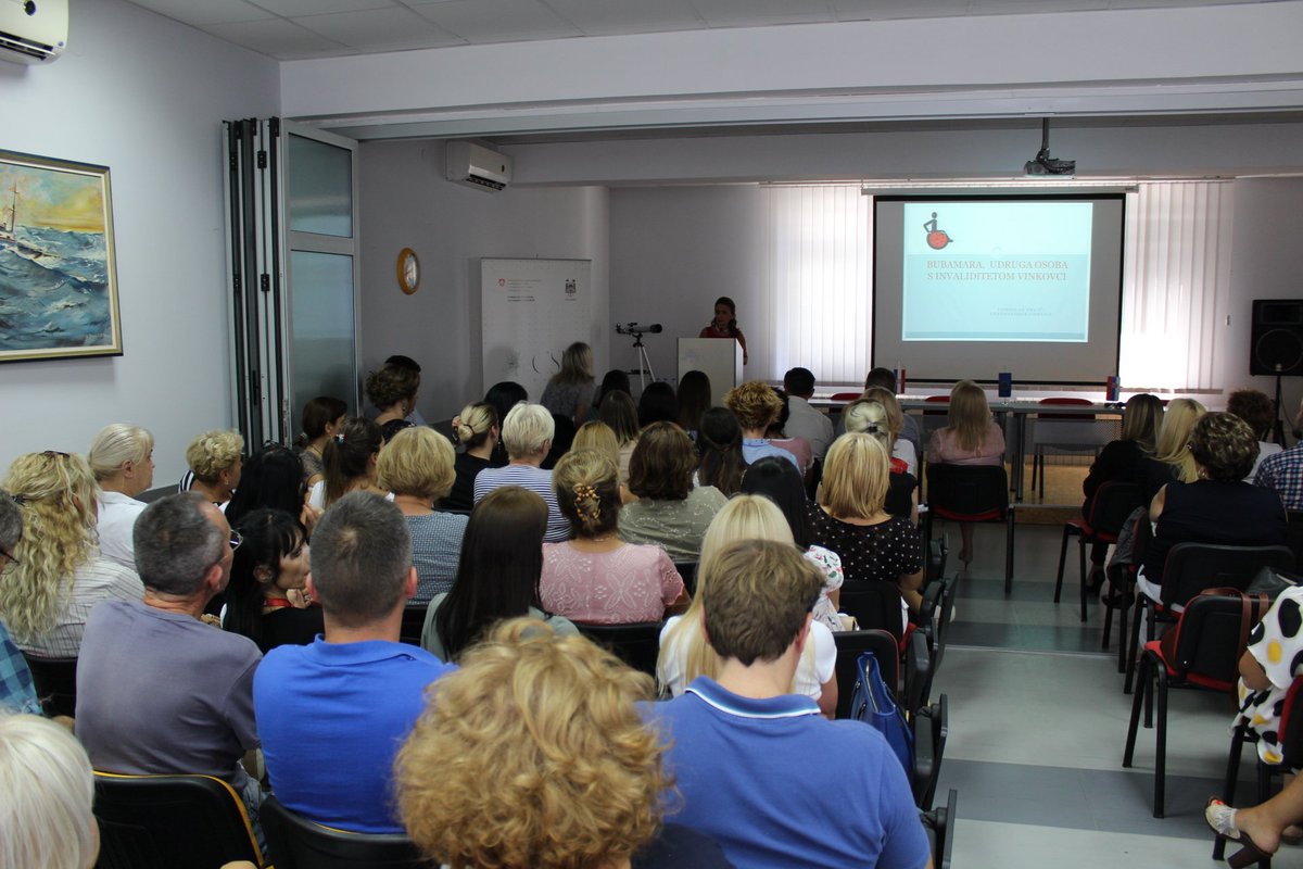 dzsabac's tweet photo. @dzsabac organizovao Uvodnu konferenciju Projekta "Support Life - Podrži život". Naši partneri Caritas Šabac, Dom za starije i nemoćne Ilok i Udruga za osobe sa invaliditetom "Bubamara" iz Vinkovaca. Projekat namenjen starijim, bolesnim, invalidima finansira se sredstvima EU. https://t.co/NseLxiAlCY