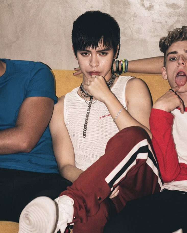 beaurreany's tweet image. UMA PALAVRA