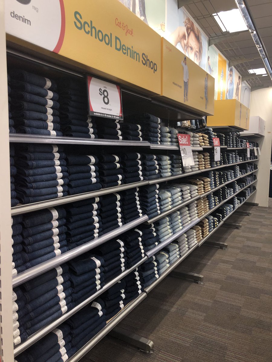 Can we just take a moment to appreciate these denim folds in boys?! WOW! Awesome job TL Leah! Making our guests shopping experience quick and easy during back to school!