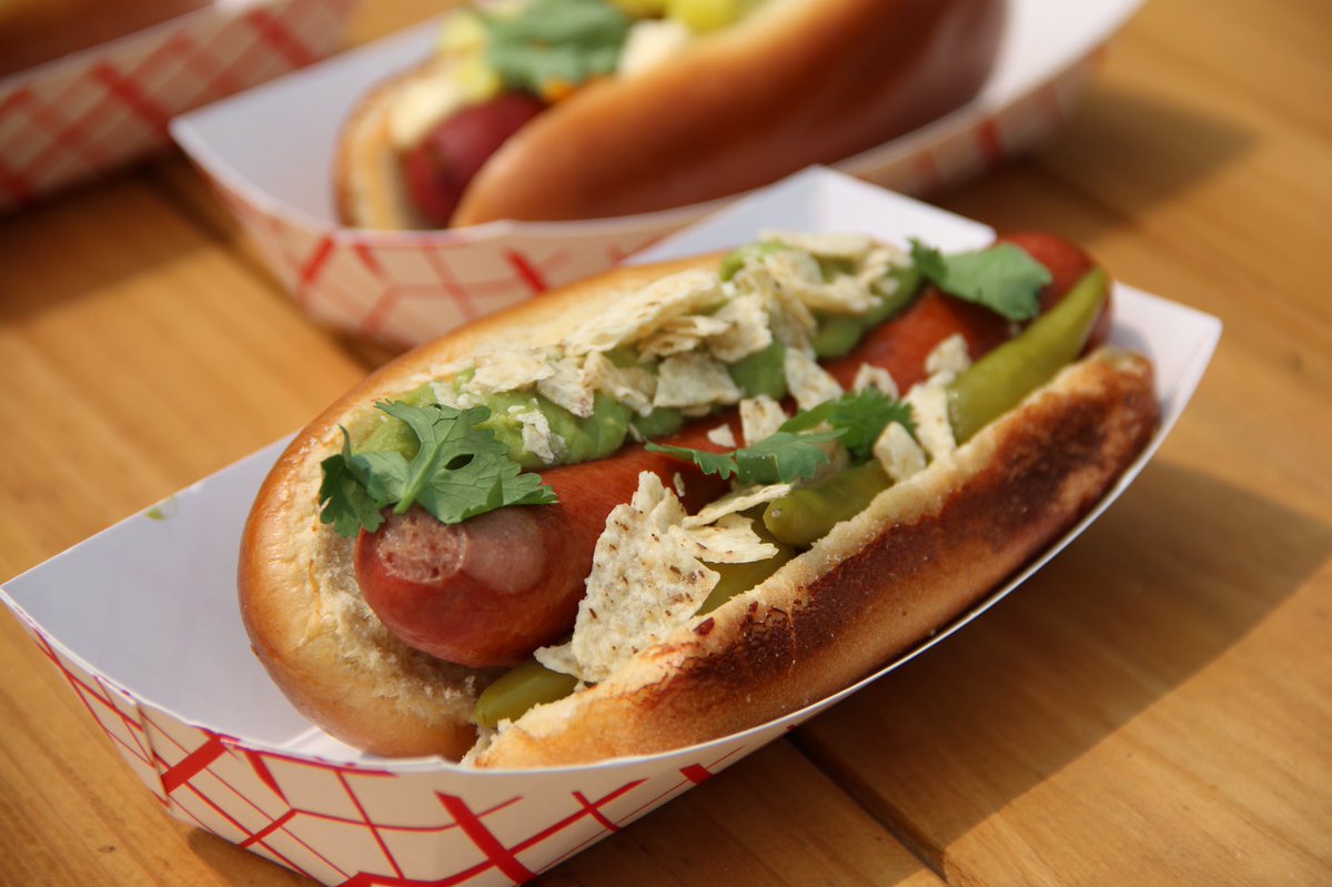 Lil Jam is open today at 3pm!

Perfect day for <a href="/eatwsk1/">World Street Kitchen</a> inspired hot dogs and <a href="/milkjamcreamery/">Milkjam Creamery</a> ice cream with the fam. 
(veggie dogs available)