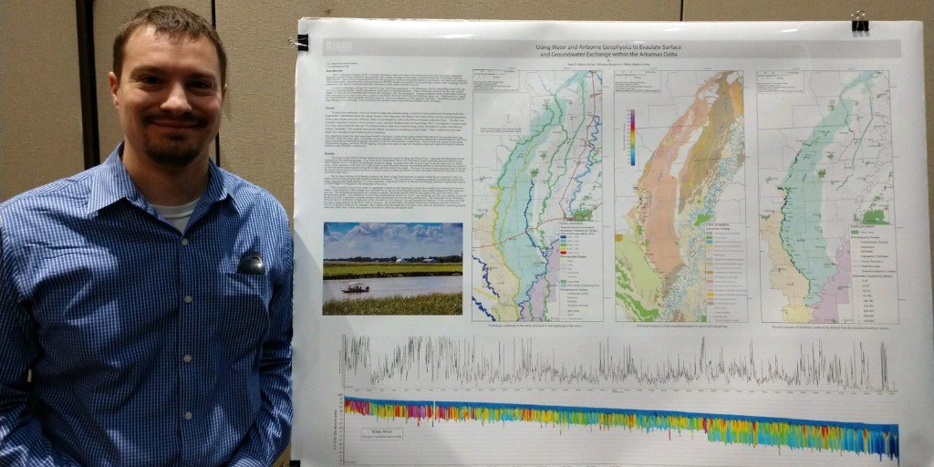 USGS_LMG's tweet photo. #USGSLMG Scientists are attending the @AWRC_UARK #2019AWRCWaterResearchConference this week in Fayetteville, AR! Ryan Adams, will be sharing results from recent waterborne geophysical surveys and insights into #GWSW interaction.
#MAPWaterAvailabilityProject https://t.co/MBHdIKlcDu
