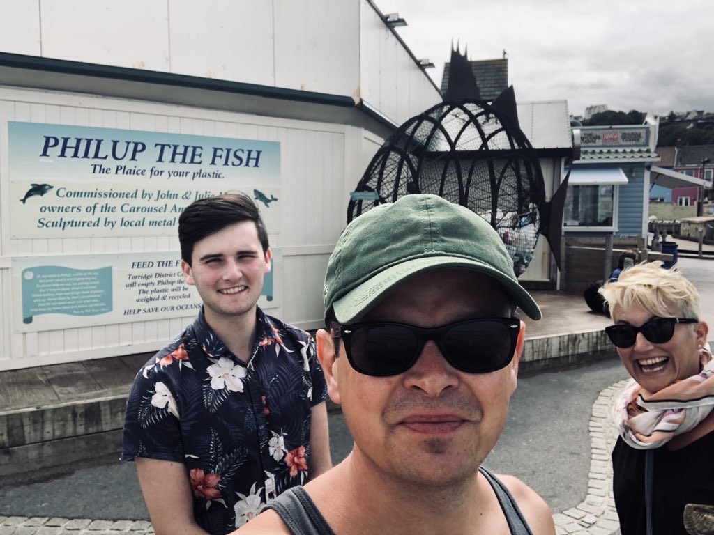 phillipingham's tweet image. Plastic pickup at #westwardho with @sascampaigns, #philupthefish and a cheeky visit from @nickknowles and the @diysos team