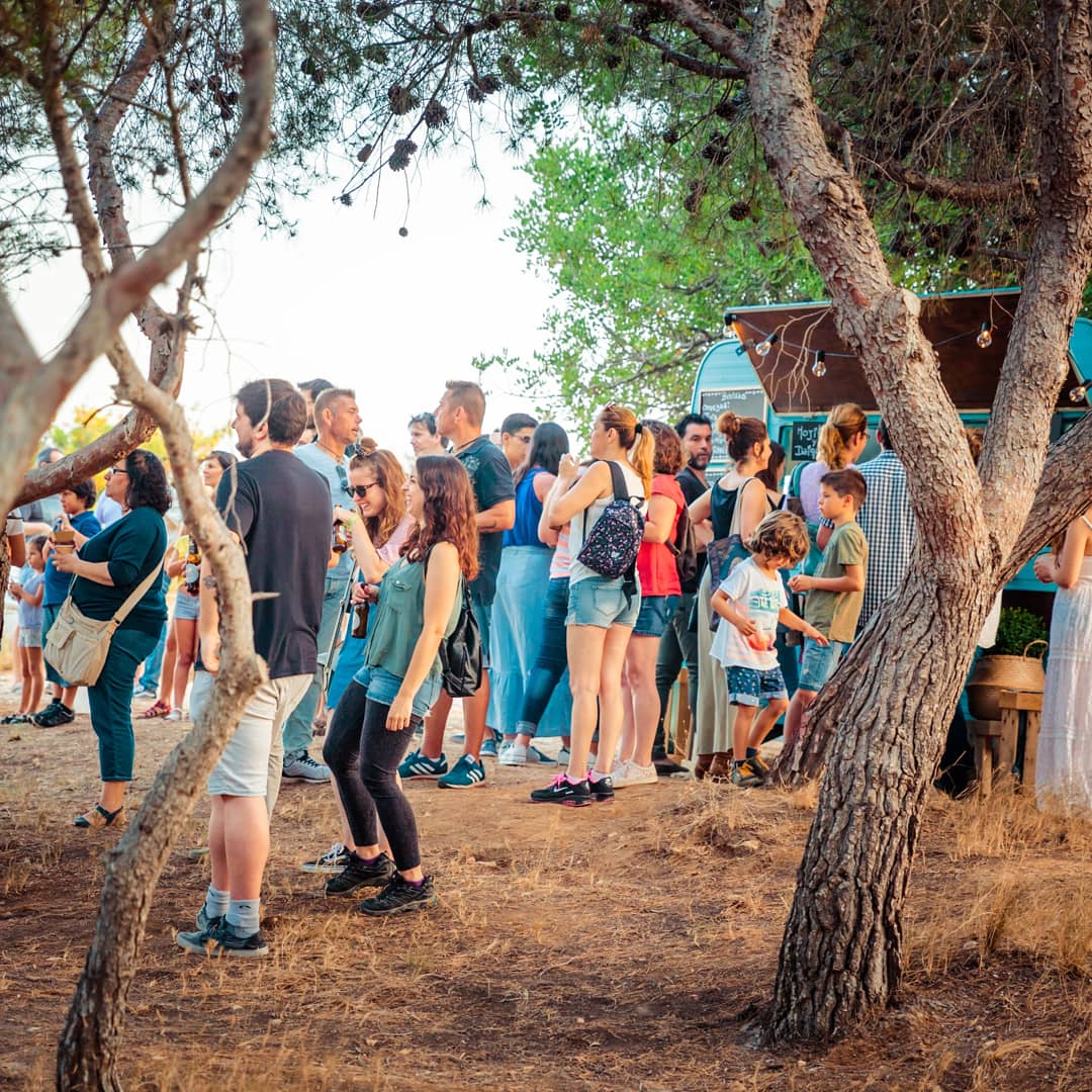 barriolapinada's tweet photo. 🌲🌲 Se sigue hablando de nuestra foodtruck y lo rico de pasar la tarde en #LaPinadaFunSummer con comida saludable 🥪 🍹 fue el plan perfecto de julio.
#VolvemosenSeptiembre https://t.co/VtirjJox6I