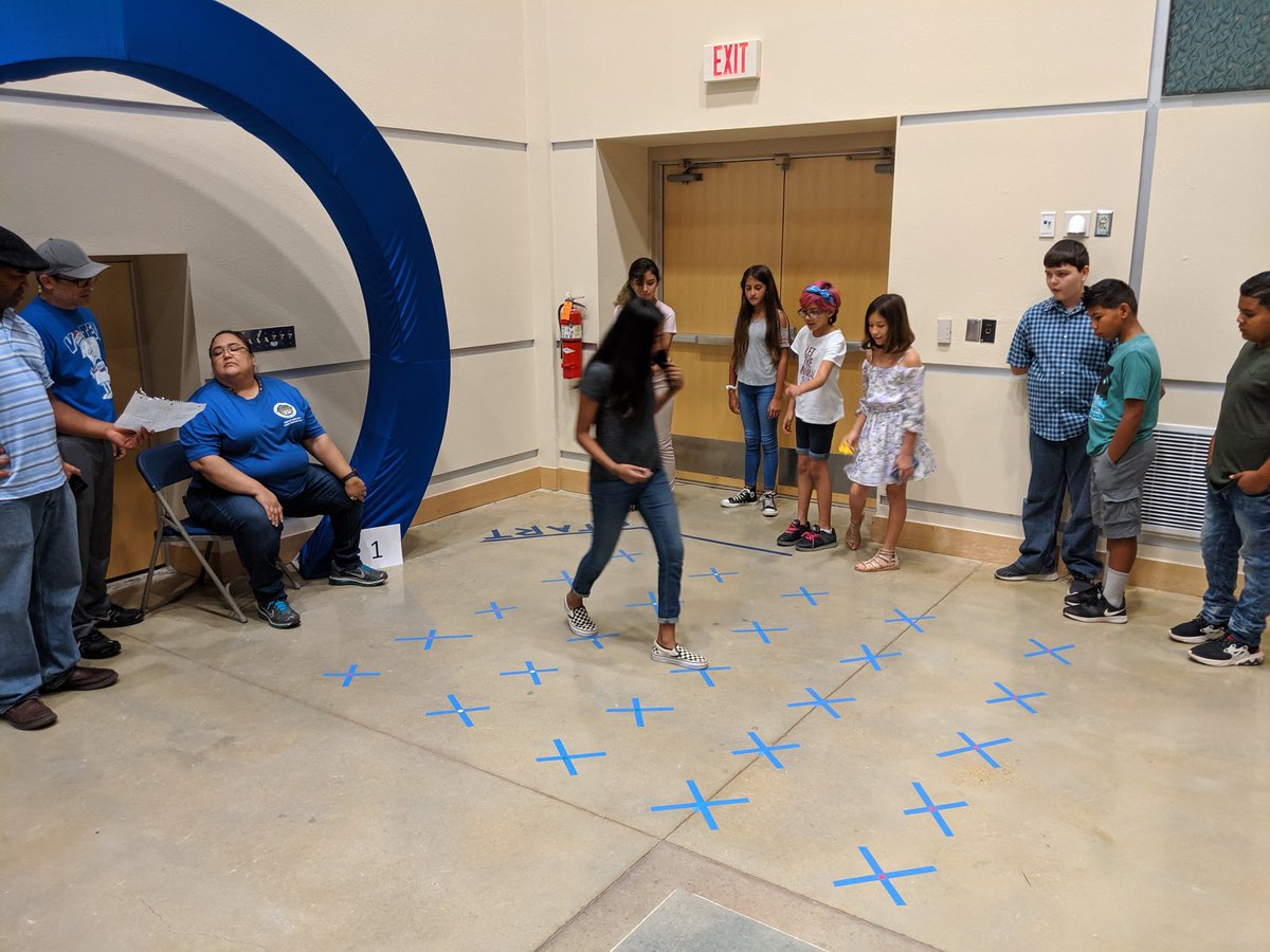 MsWorldCulture's tweet photo. @ssaisd choice academies Summer Bridge! #STEM @SSAISDZamoraMS @Shepardtheatre @SSAISDDwightMS https://t.co/vtYULIvBt8