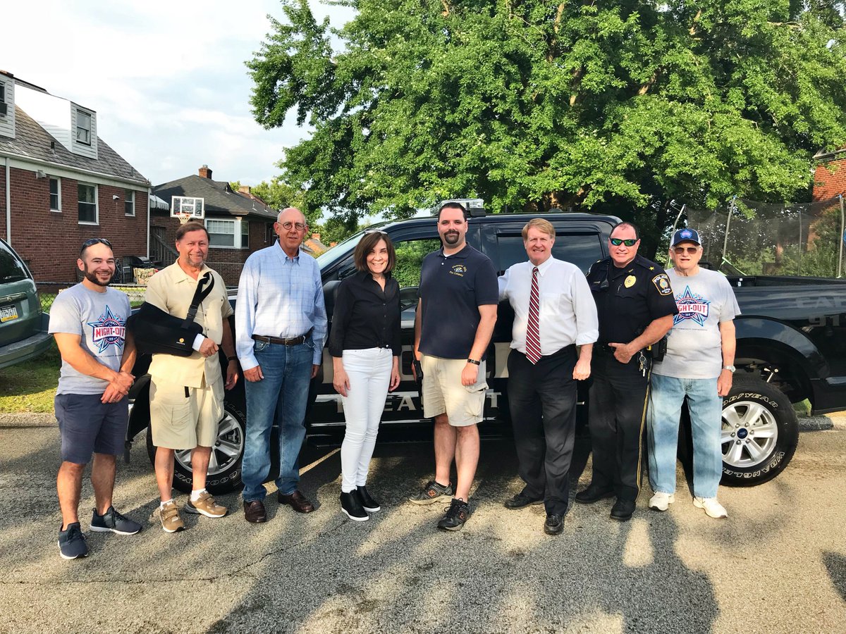 SenatorIovino's tweet photo. Great to celebrate the 25th annual National Night Out in Pleasant Hills yesterday evening! An impressive showing of support for the first responders who keep our community safe. This is part of what makes Pleasant Hills such a great place to live! #SD37 https://t.co/8XLW1nB4UR