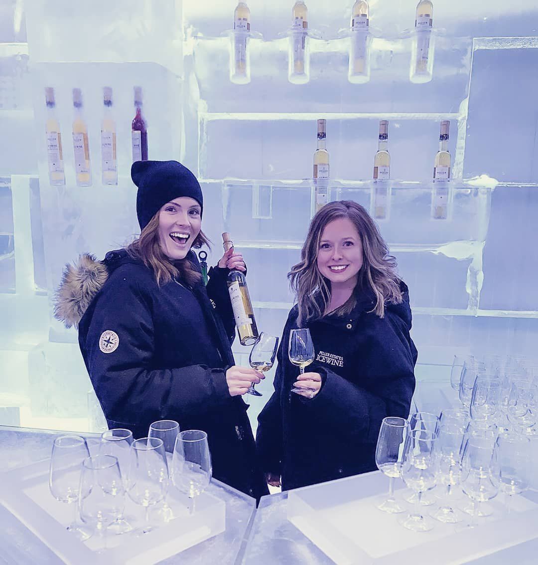 Experience winter in the summer at the #10Below ice lounge!!❄️ Located in @PellerEstates Winery & Restaurant, you can take your mind off the heat and enjoy some delectable ice wines in a parka!⛄️🥂 buff.ly/2ynP0Ek . . . 📸@galsngrapes on Instagram #NiagaraFallsCanada