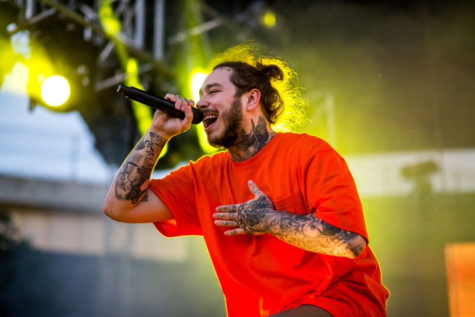 TONIGHT’S THE NIGHT! Come to SideBAR TODAY from 5-7PM with for your chance to win <a href="/postmalone/">Post Malone</a> tickets! 🙌🎤🍻 #BudLightDiveBarTour #budlight