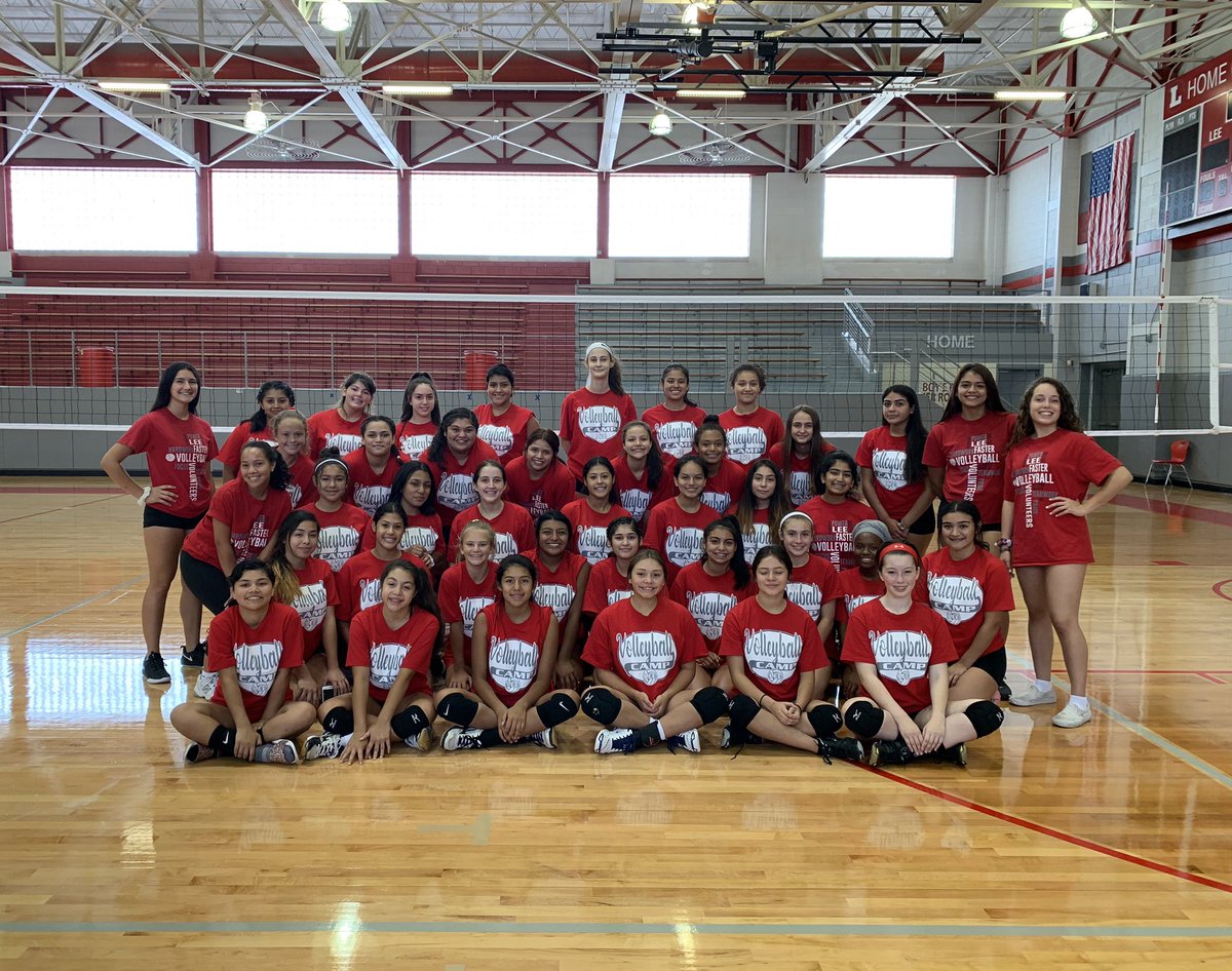 LeeVolsVB's tweet photo. Freshmen Camp is over, see you at 9AM for tryouts! #VolsVB #LeePride https://t.co/mywssncbyO