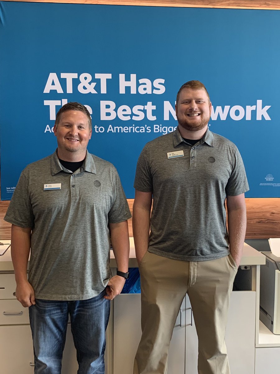 Congratulations Van S completing your Phase 2 certification. Van is from our Sioux Center store in Iowa. <a href="/connect_att/">Connect Wireless</a> and <a href="/att/">AT&T</a> partnering together to help #ARGrowth. Thank you for your leadership, partnership &amp; engagement! <a href="/BOLDNP/">BOLD Northern Plains</a> @BrianWest_NP @zena_matti <a href="/CalebDNH2O/">Caleb Deerinwater</a> <a href="/ARGrowth/">ARGrowth</a>