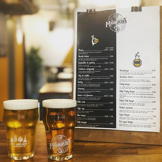 Hoy miercoles tu segunda 1/2 a la mitad. 
#restaurant #beer #craftbeer #cerveza #cervezaartesanal #malaga #brewpub #ipa #craftbeerlover ift.tt/2YnxXSp