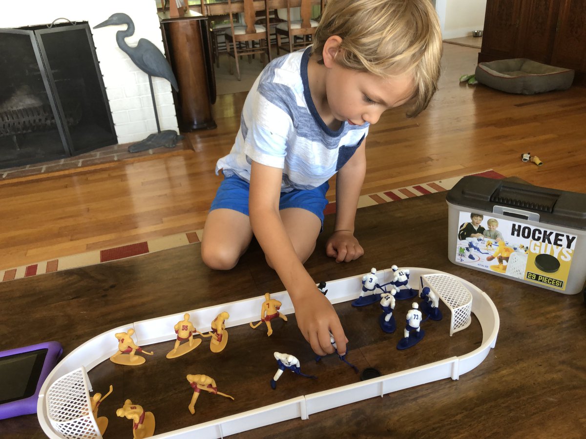 KaskeyKids's tweet photo. Even in the summer... kids can't stop thinking about Hockey! We love the skinny rink design - a fun set up for a smaller table! #Kaskeykids https://t.co/TWjxqQd673
