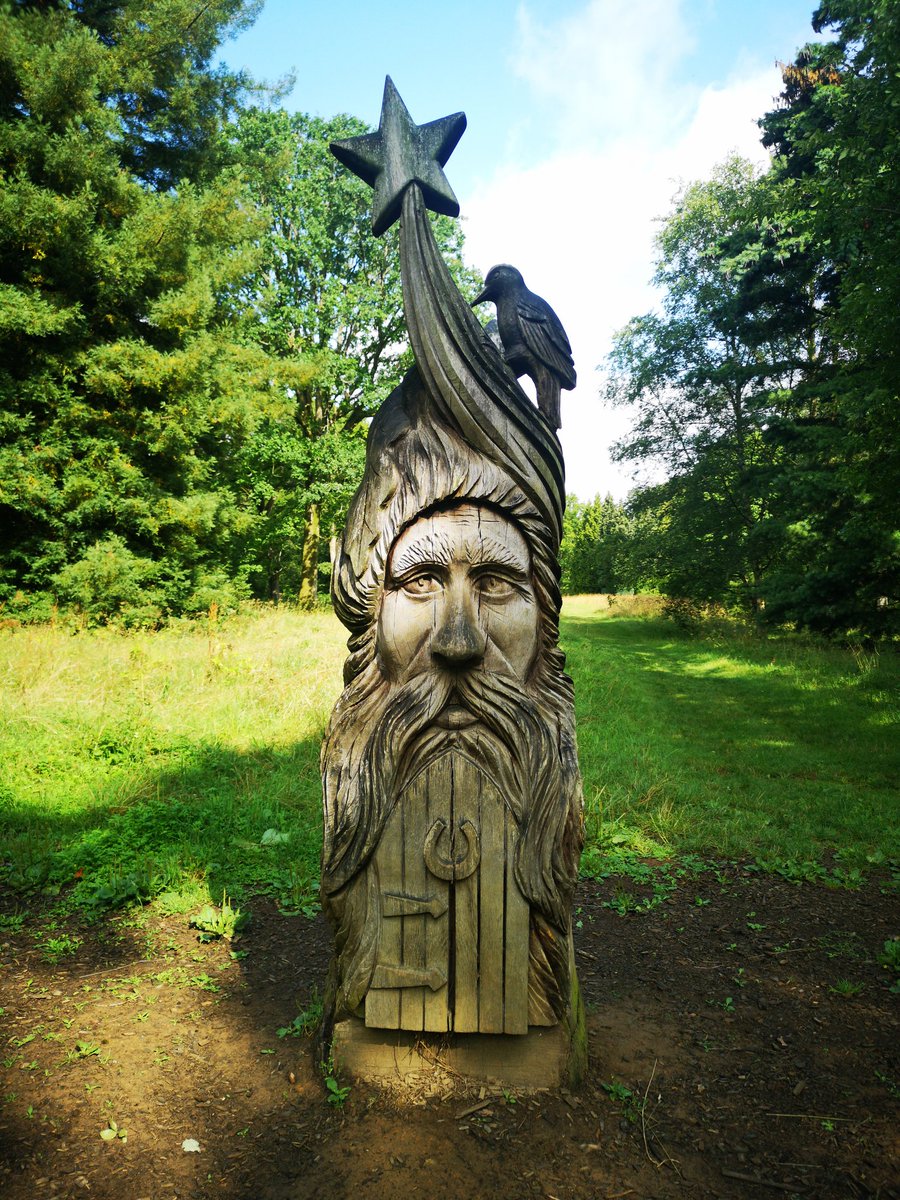 Wow what an amazing day out exploring @WestonbirtArb with @DestAddict today!! The beautiful trails around the National Arboretum are just stunning! Not to mention the informative and interesting info boards along the way! ♥️ #TreeKind #LoveTrees #NatureNatter #WednesdayMotivation