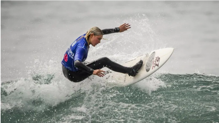 Checking in from Lima, Peru...

#SurfCanada's Bethany Zelasko, Cody Young and coach Shannon Brown chat <a href="/PanamSports/">Panam Sports</a>  and the 2020 <a href="/Olympics/">The Olympic Games</a> with <a href="/cbcsports/">CBC Sports</a>! 🍁

Read: bit.ly/2Ye5C0s

#PanAmericanGames #Olympics #Surf <a href="/TeamCanada/">Team Canada</a>