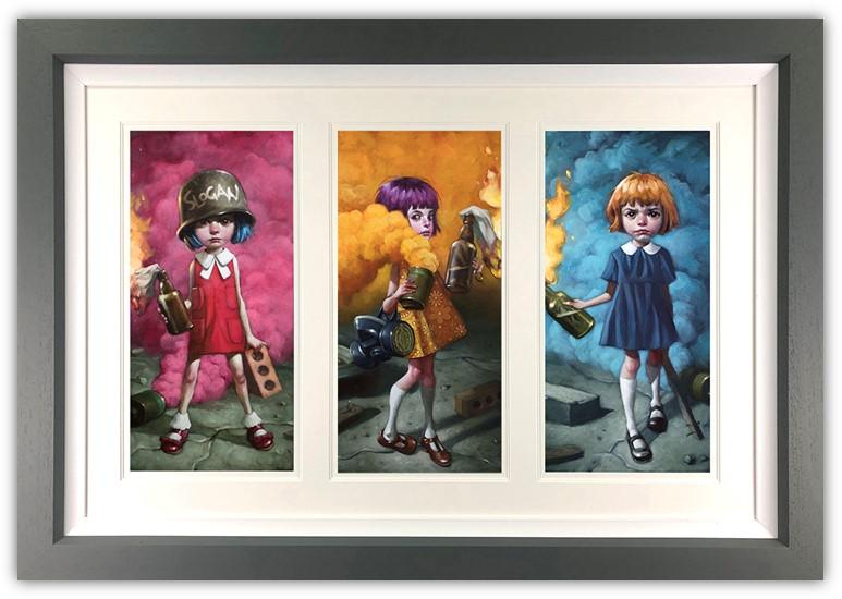 CraigDavison10's tweet photo. Wikipedia says about Wanstead
"The main road going through Wanstead is the A12 and was the site of a Roman villa" and other stuff.., but it neglects to say @ImagesinFrames in Wanstead is the ONLY place you can but this triptych.. https://t.co/biS8MS2rEW