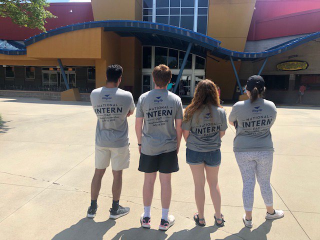 CorningTalent's tweet photo. Check out our Durham, NC #Interns showing off their t-shirts at @FrankiesFunPark during @wayup's #NationalInternDay last Thursday!

#CorningIntern #CorningCampus #CorningTalent https://t.co/NAeoEE9D4X