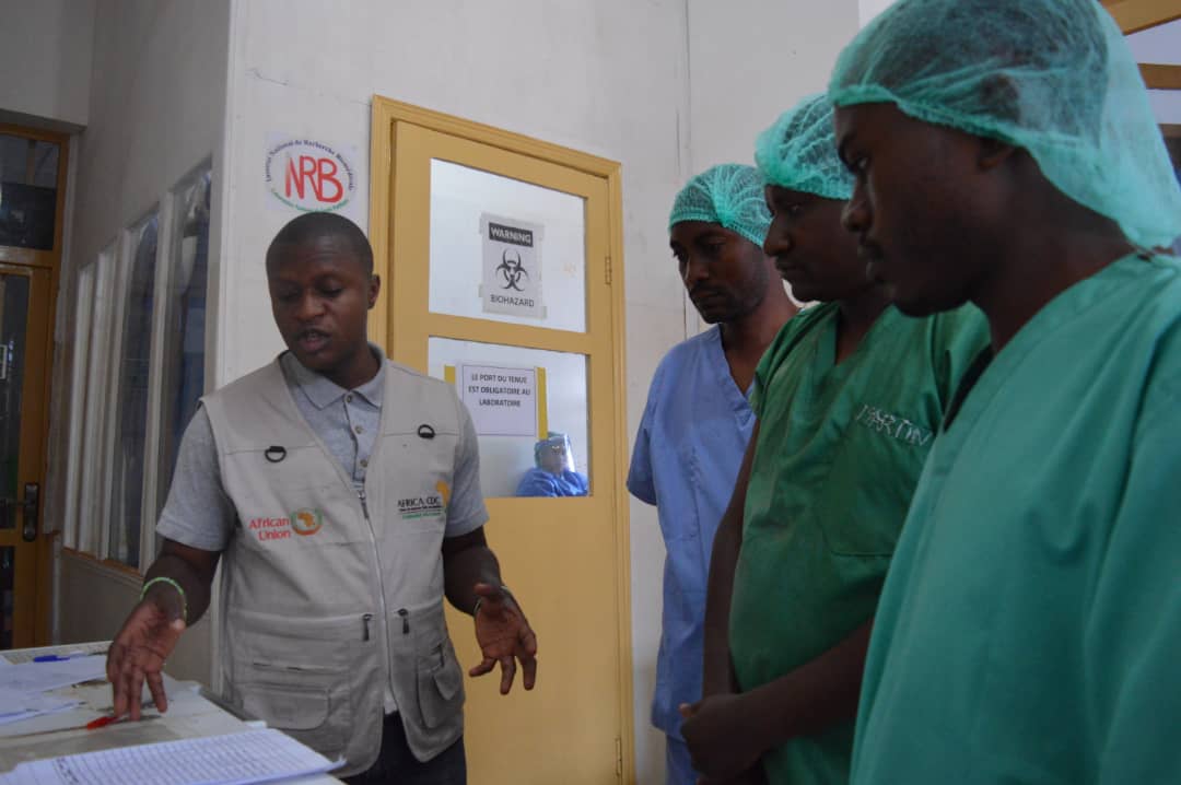 AfricaCDC's tweet image. Some laboratory technicians involved in #Ebola response in DRC trained to use the GeneXpert machine and in sample analysis by @_AfricanUnion @AfricaCDC volunteer @MinSanteRDC @WHOAFRO @AfricaCDC_IWD @PHE_uk @JNkengasong @Wynne1966 @djoudalbaye