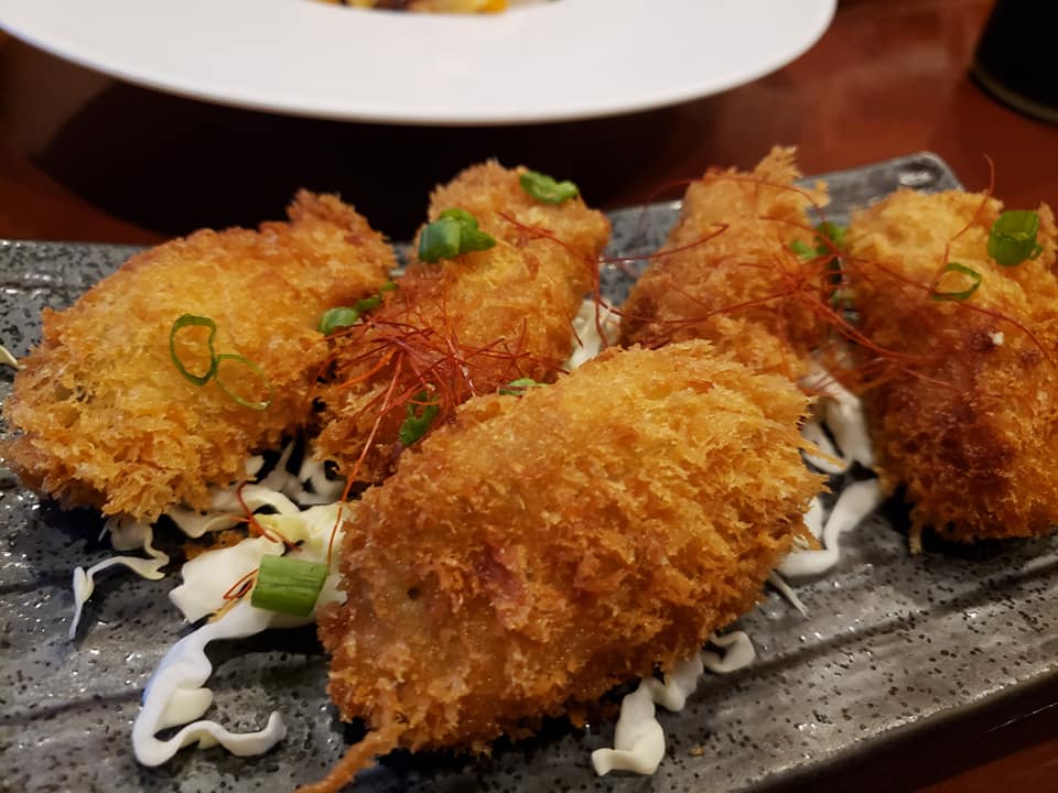 Have y'all tried our fried oysters? Makes for a nice snack!