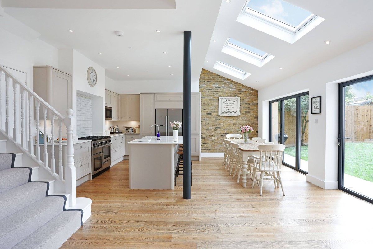 🙌 This has to be one of our favourite kitchen extension and refurbishment projects 🙌

#kitchenextension #refurbishments #newspace
