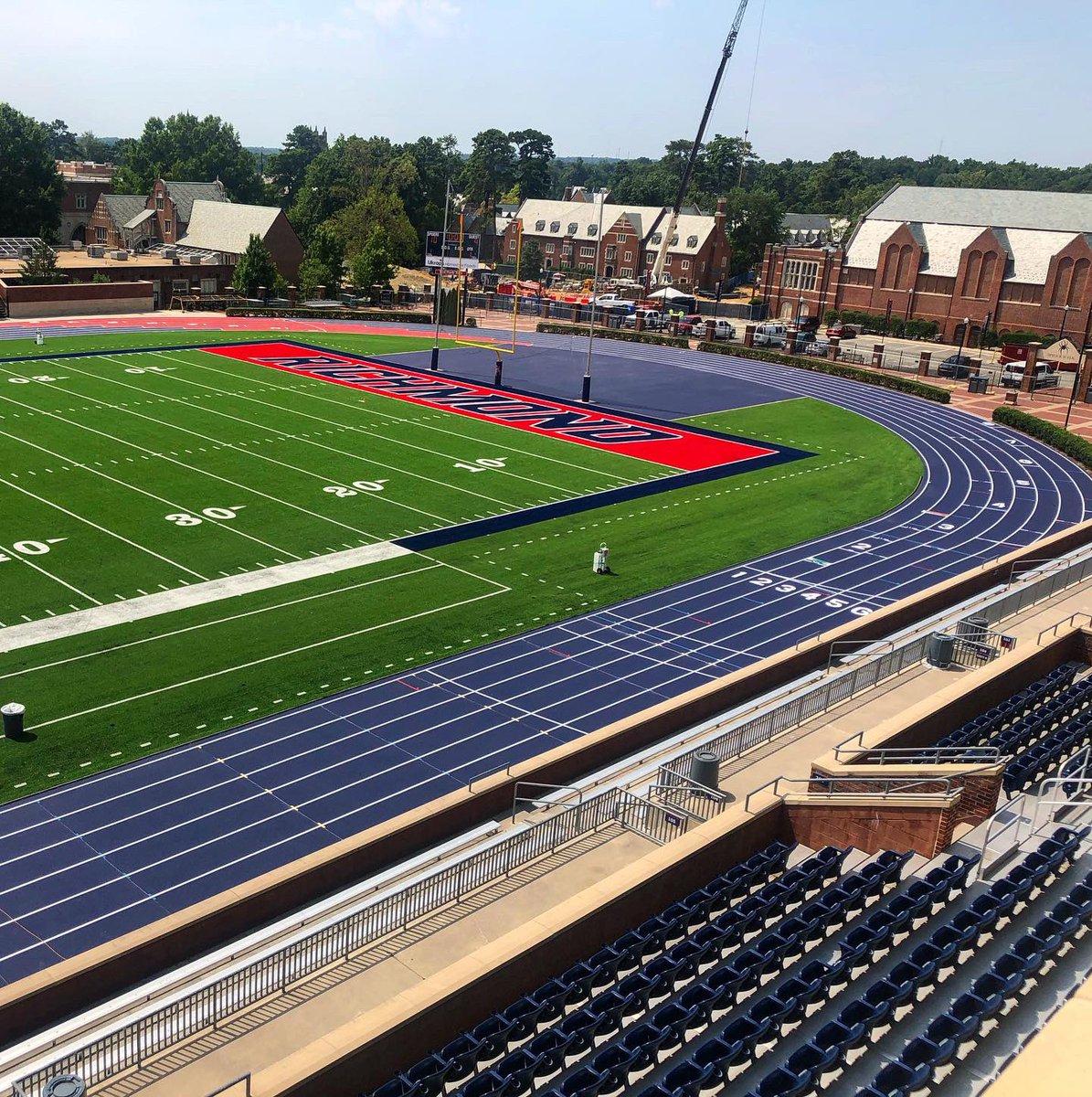 RichmondXCTF's tweet image. Is the Fred Hardy Track the prettiest you have ever seen? Thanks to @BeynonSports for their efforts! #trackandfield #makingfastlookgood #spidersxctf #rva #runRVA #goSpiders