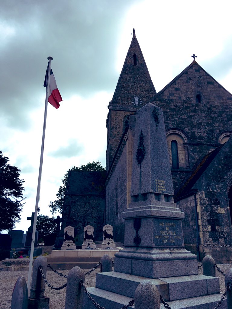 Nr #SainteMereEglise. The Bleuet de France & Poppy are on my car.