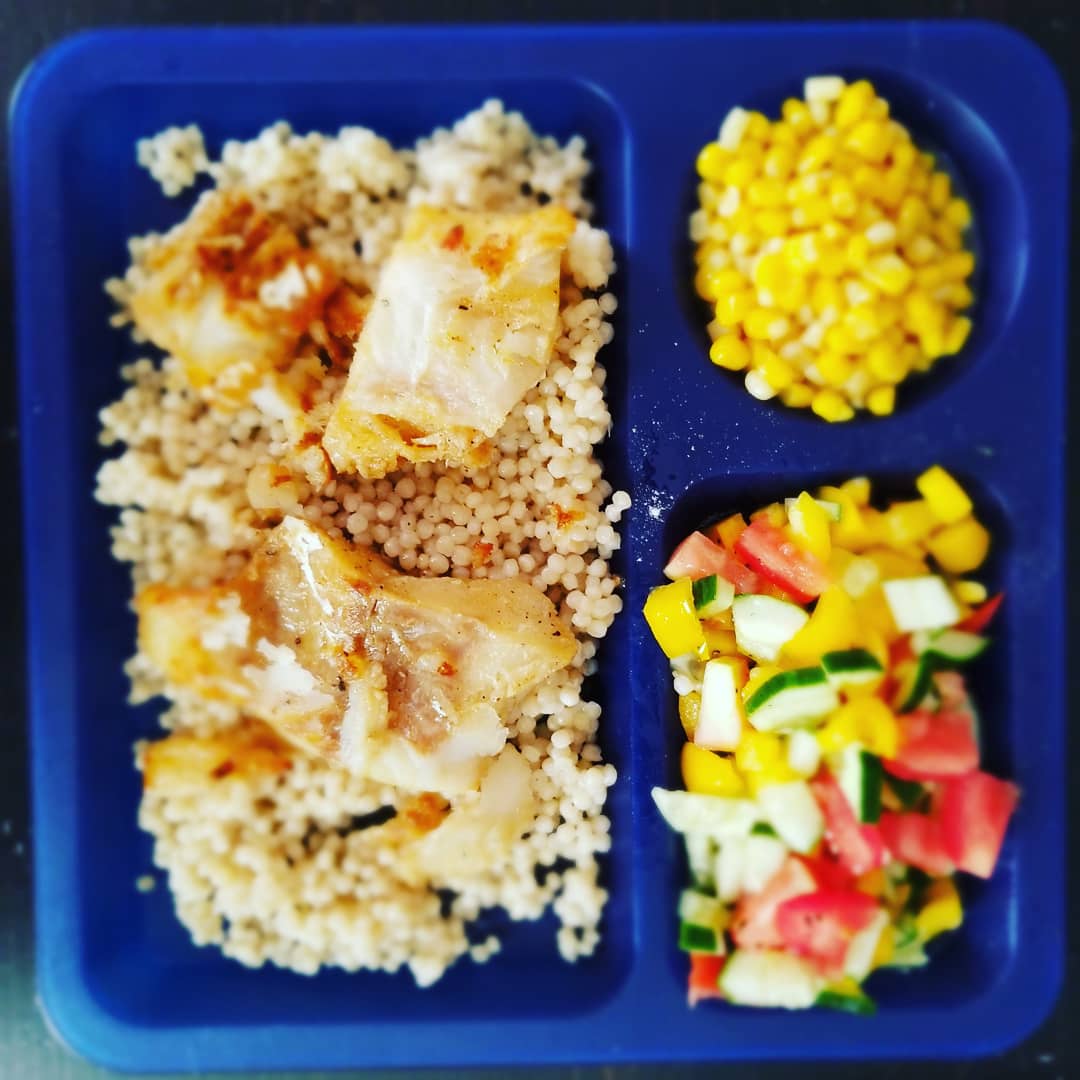 garudagrind's tweet photo. Wild caught Alaskan Cod over Couscous with a side salad and corn.
#pescatariankid #pescatarianfood #pescatarianlifestyle #pescatarianmeals #pescatarians #pescatariankidsmeals #pescatarian #fishforkids #fishforkidz #kidseatfish #healthyprotein https://t.co/MZskW6CWwt
