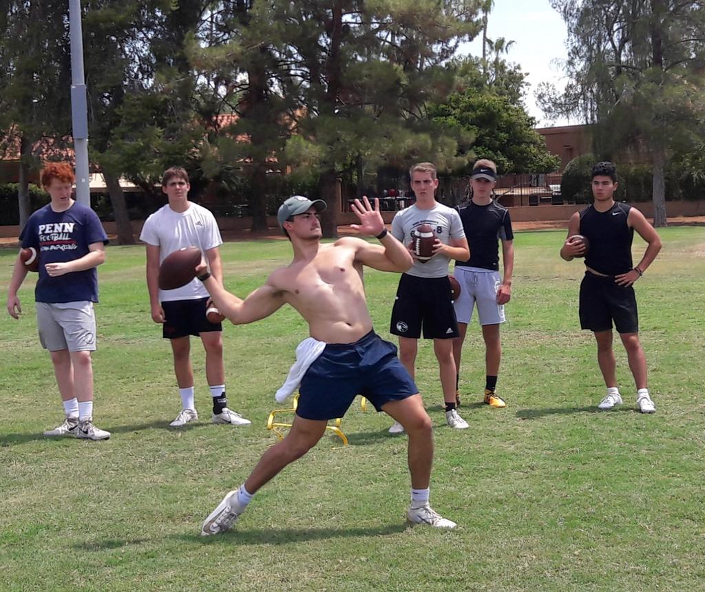 Elev8QBacademy's tweet photo. Quarterbacks getting that working yesterday @SpencerRattler @MatthewRRyan @elev8academy @quarterbackmag @KevinMcCabeFSAZ https://t.co/gXUTuQ1YtM