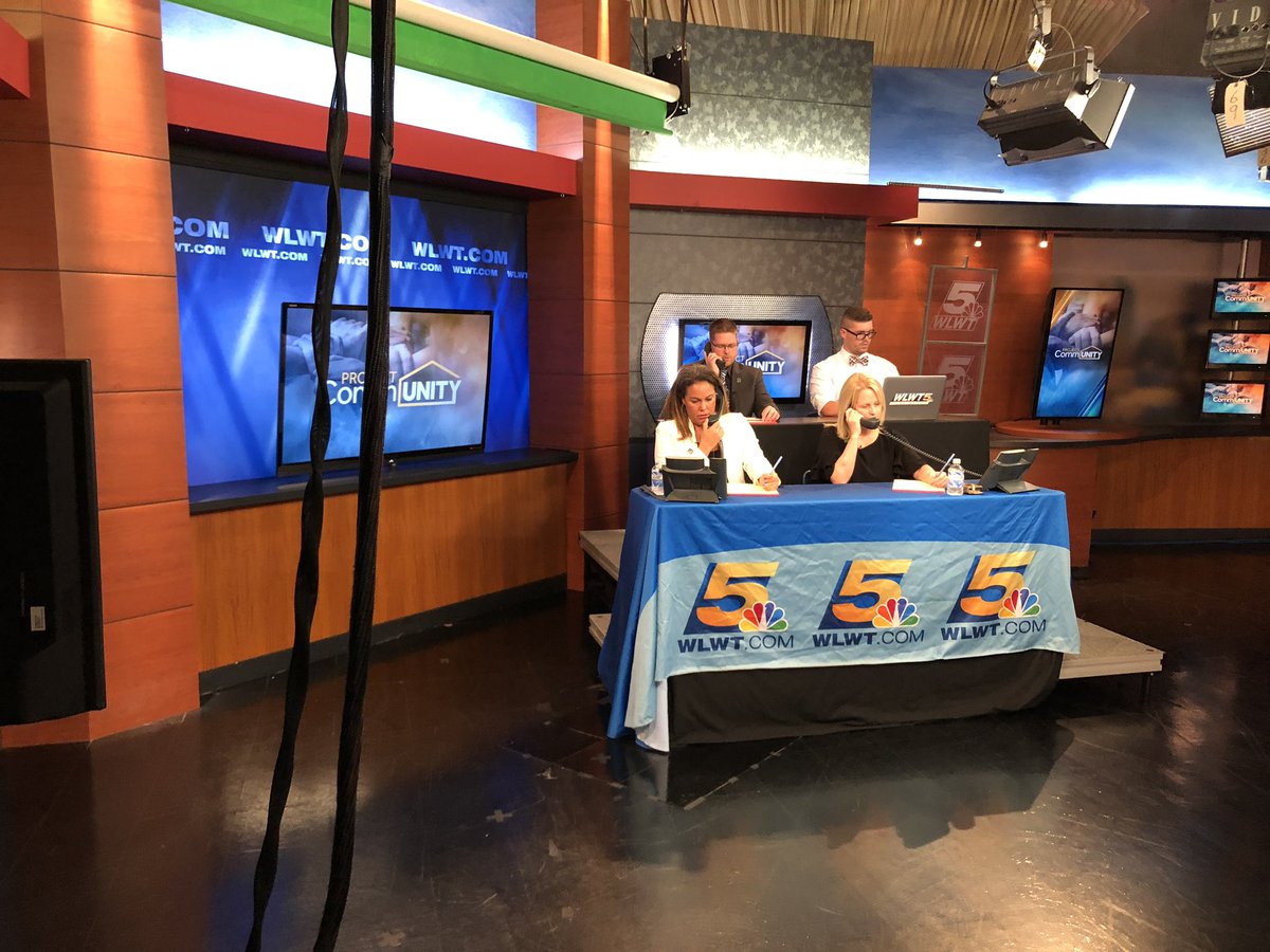 IAmAlexisRogers's tweet image. So many people are getting awesome questions answered ! Call 513-412-5095 @WLWT #ProjectCommunity