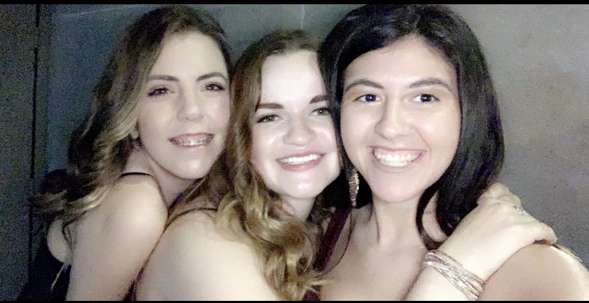 SaraKat1998's tweet photo. pretty soon we’ll be back on our bullshit, drinking an unhealthy amount of strawberry refreshers 💓 #3musketeers https://t.co/5wUSSzrai8