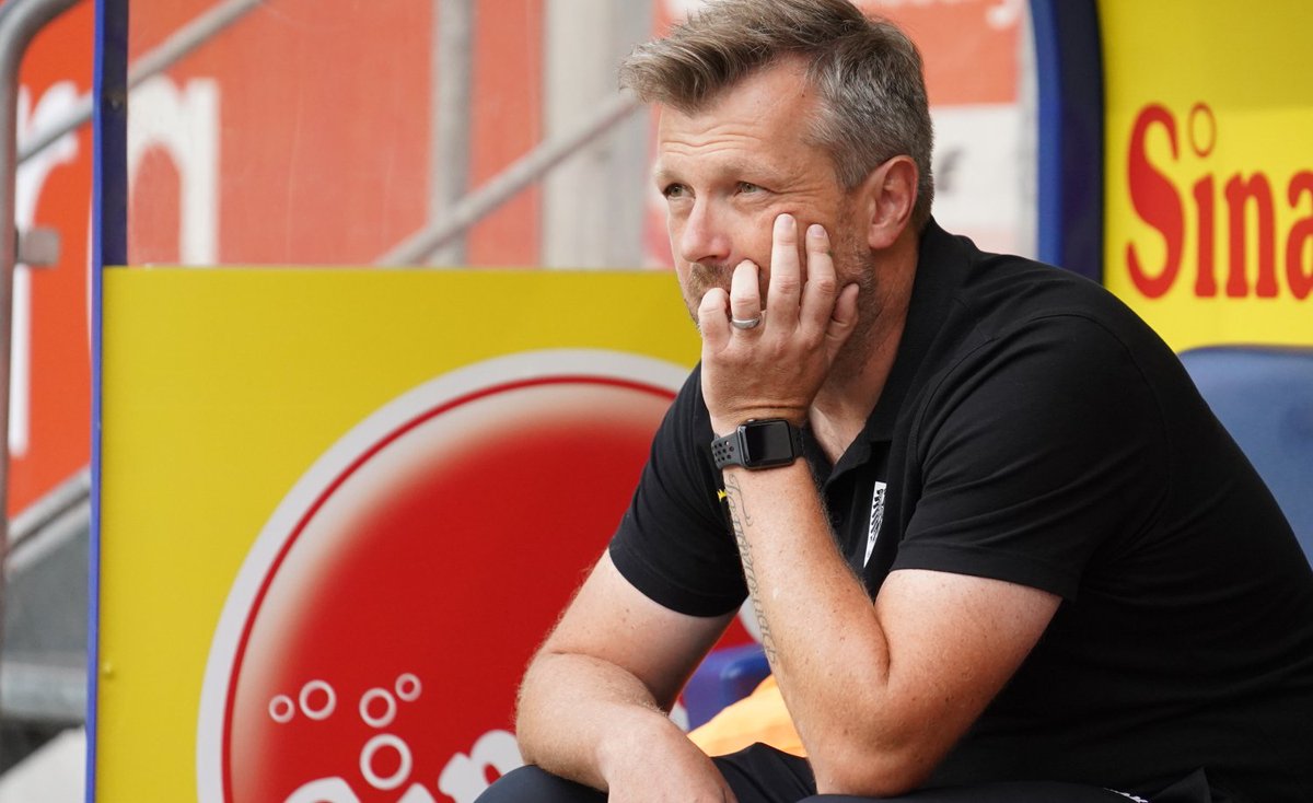 100ProzentSCP's tweet image. Der @preussen06-Trainer Sven Hübscher zur 0:2-Niederlage beim @MSVDuisburg : "Die bessere Mannschaft hat gewonnen." 100prozentmeinscp.de/sven-huebscher… #MSVSCP