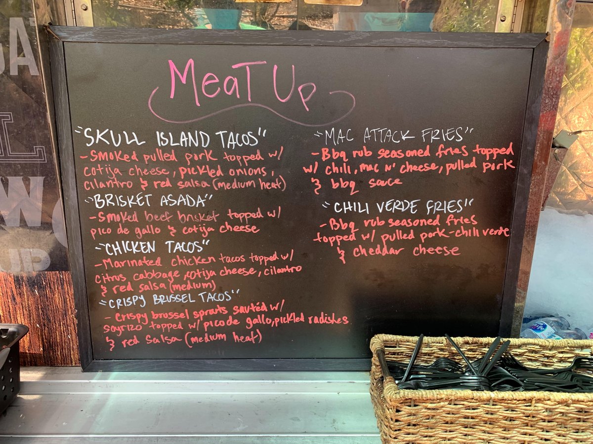 Late lunch? Still a little time to grab tacos from <a href="/MeatUpBBQ/">Meat Up BBQ</a> ! #vegan option is crispy brussel's sprouts and soyrizo. 1 Spectrum Pointe Dr, LF till 2pm. #lakeforest #ocfoodtruck