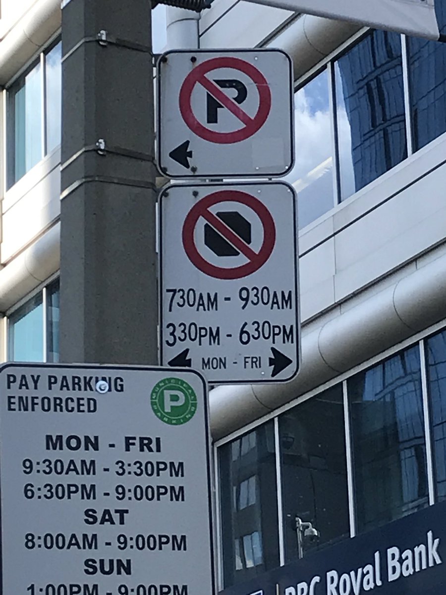ParkingTPS's tweet photo. #RushHourTO starts at 330pm on University Ave @FedEx truck did not make it back in time #TagAndTow ^sk https://t.co/cnmEIRbji8