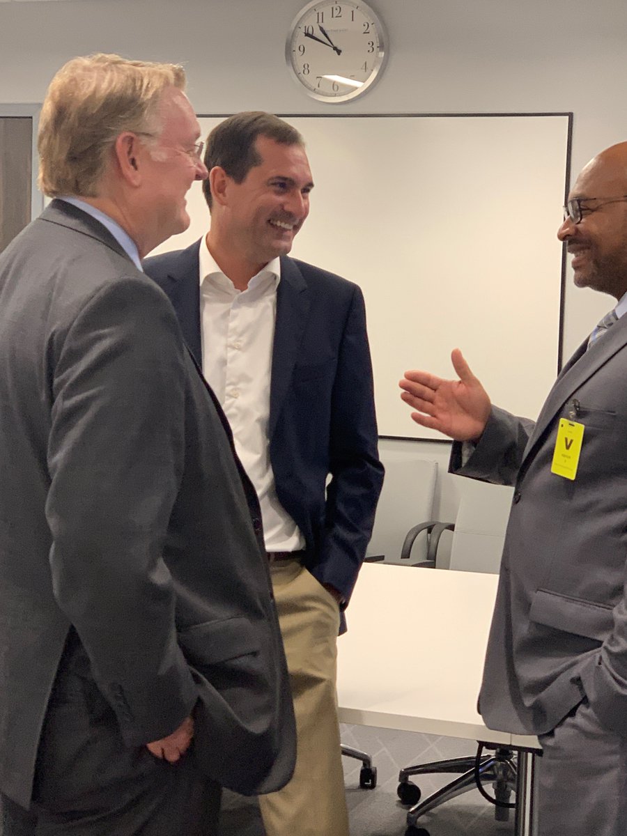 KYLaborSec's tweet photo. Thank you @MarathonPetroCo of Catlettsburg for hosting our Fatality Prevention Task Force Meeting. We are continuing to strive for a safer work environment for all Kentucky Workers. #collaboration #workersafety #KYSAFE https://t.co/BLLTRWuzhy