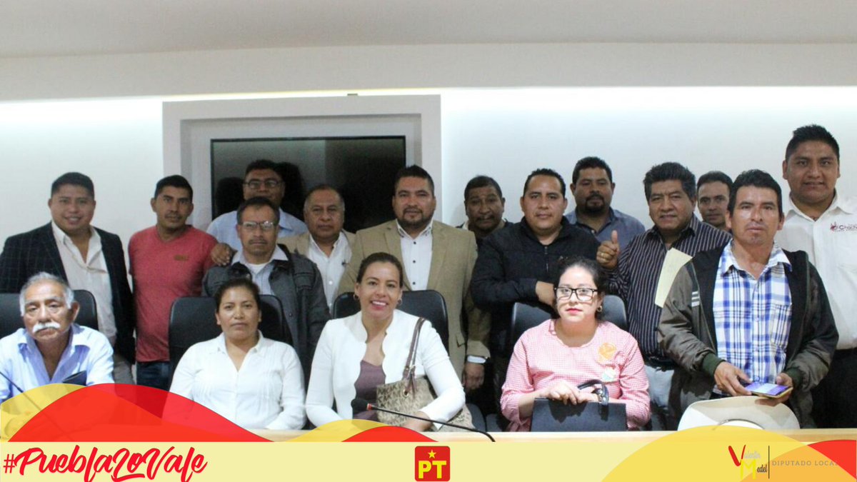 ValentinMedelH1's tweet photo. La comunicación directa da como resultado la solución a demandas y necesidades, como las que me compartieron esta mañana miembros de la #PAUDEP. Mi compromiso sigue firme porque #PueblaLoVale. https://t.co/IngKz63cAT