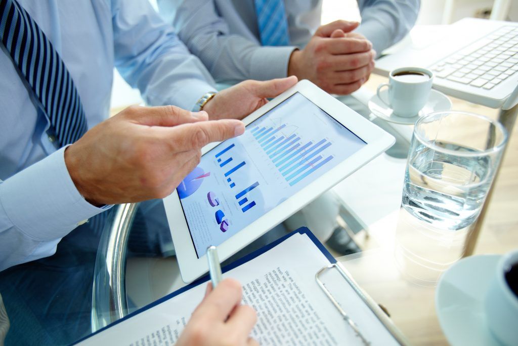 MfactorApp's tweet image. If you’re not tracking KPIs, you can’t celebrate wins or diagnose marketing issues. You can’t make data-driven decisions without data. 
buff.ly/2MvogKq