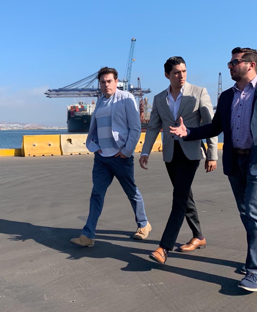 davidptp07's tweet image. Visitaron nuestras instalaciones de @AduanasMx #Ensenada para presentación y recorrido por el recinto portuario, @felipeledezma y @PacoPalaniR, Presidente y Subsecretario del Sindicato Nacional de Infraestructura #SNI en #BajaCalifornia, quienes constataron potencial del Puerto.