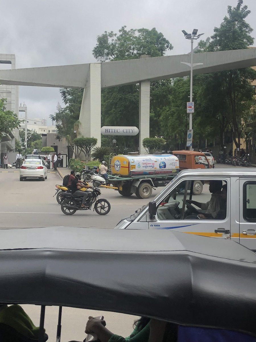 RAdarshNair's tweet photo. I chose Walk to work today! #4P #Greendependence #DONTBEPLASTIC #TechMahindra 

@Harsh_Soin 
@JoshHyderabad @tech_mahindra https://t.co/g1aQNO5fDH