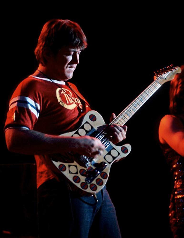 Super70sSports's tweet photo. The two most underrated guitarists in rock history in my opinion: Terry Kath and Prince. https://t.co/HphinN3YoK
