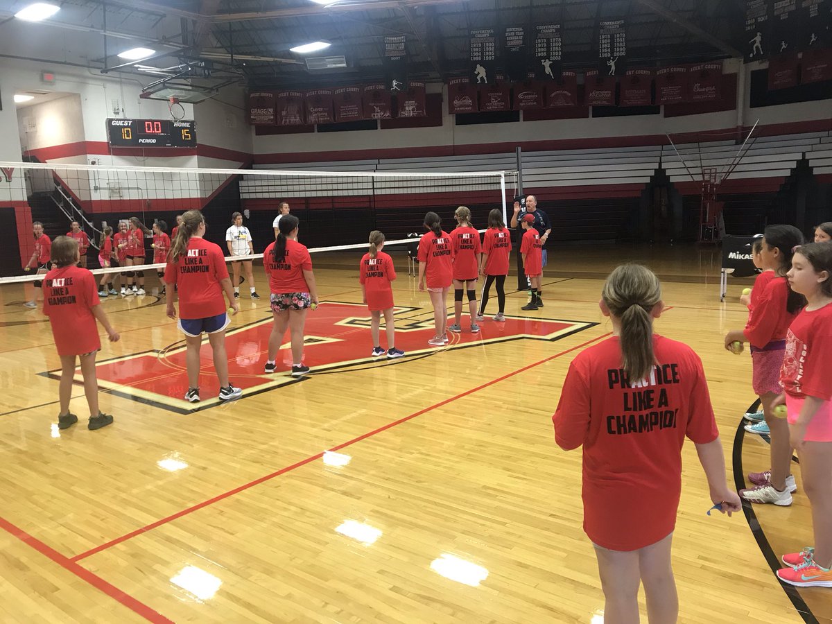 avery_vb's tweet photo. Day three! Amazing work by these young ladies! #raidthenet https://t.co/AJoDMNOIoR