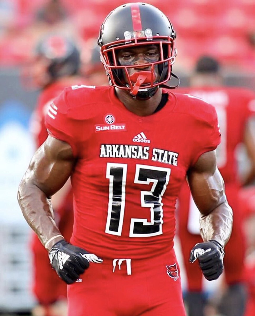 slim_reaper9's tweet image. Blessed to receive an offer from Arkansas State University  @kcef35 @AStateFB @AStateNation @CoachICOC @DBanks13 @CoachSethAdam3